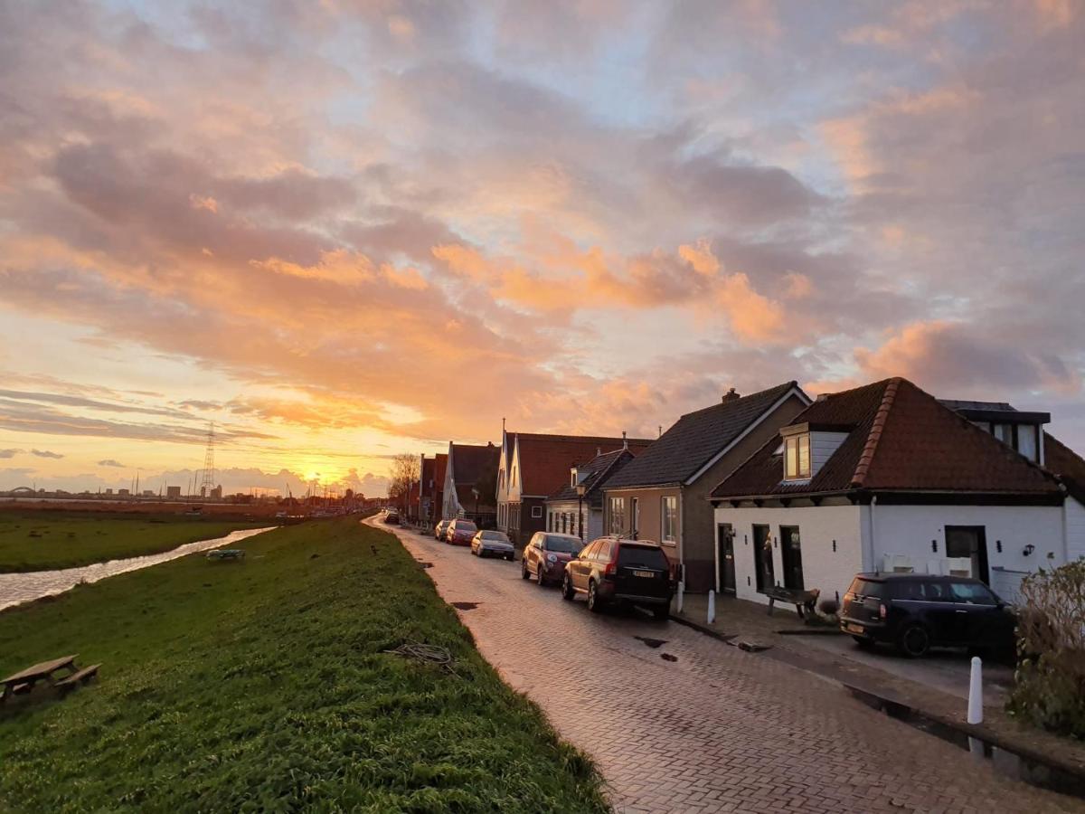 Very Nice Cottage In Durgerdam, With Private Garden, Free Parking, Pets Allowed アムステルダム エクステリア 写真